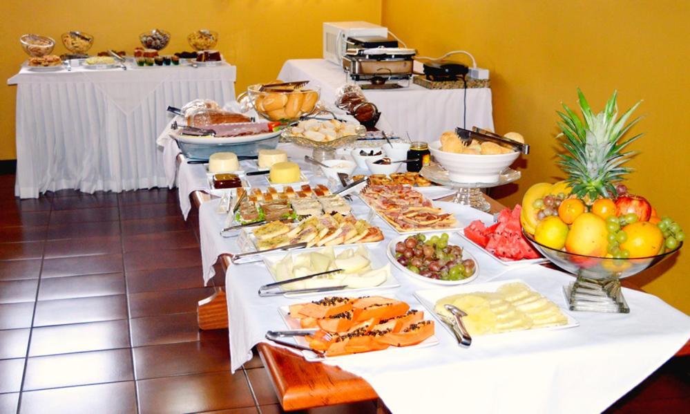 Vila Verde Hotel Toledo  Buitenkant foto